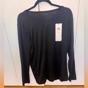 ALO Motion Long Sleeve- New- medium